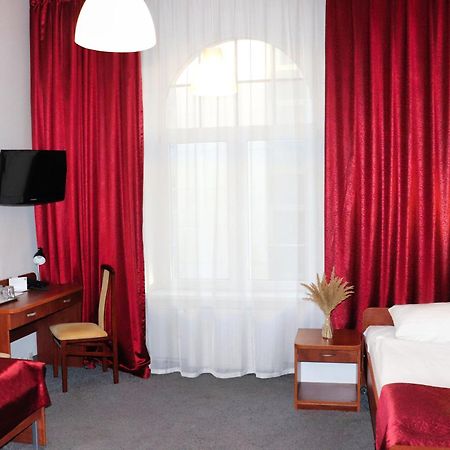 Hotel Lothus Breslavia Exterior foto