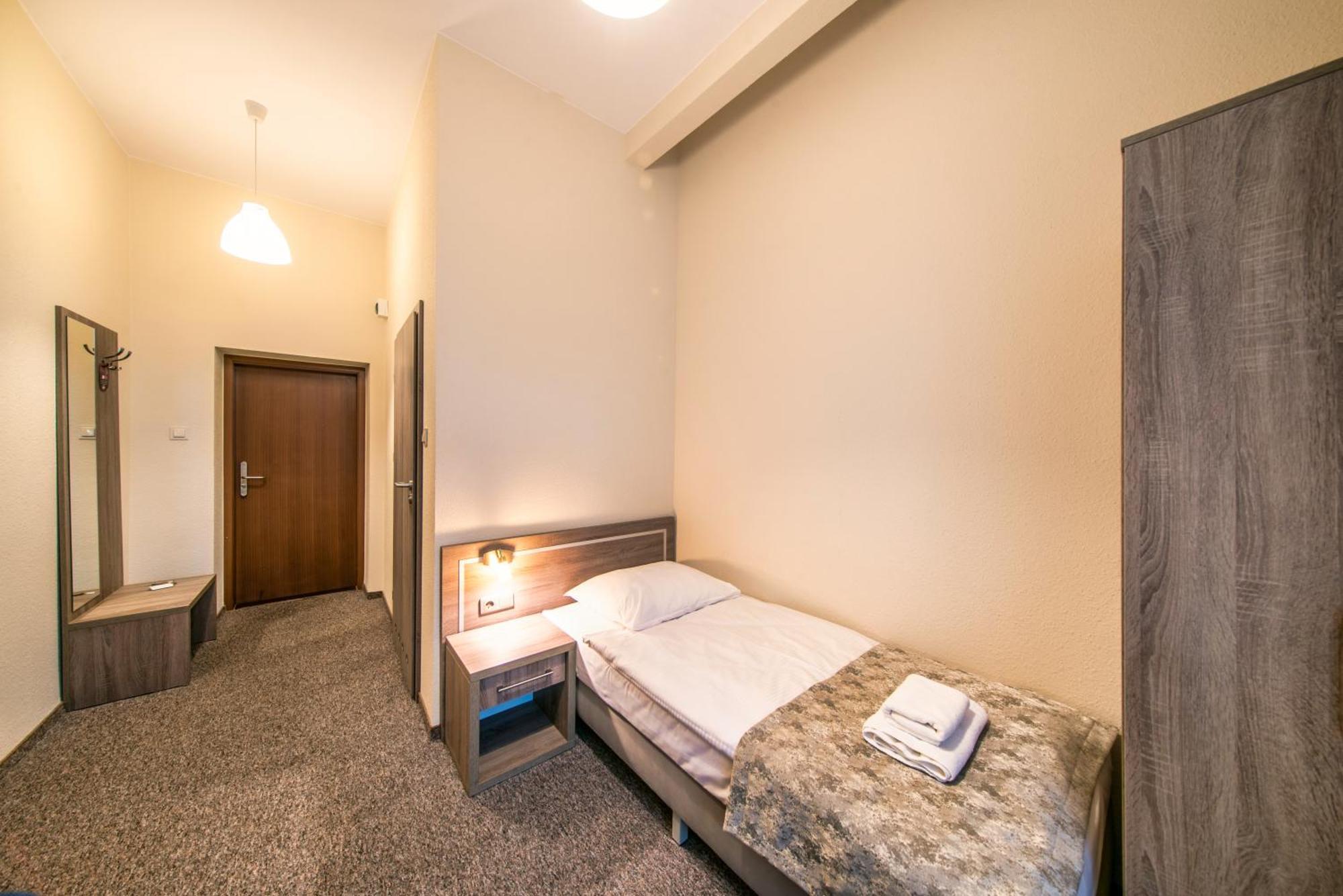 Hotel Lothus Breslavia Exterior foto