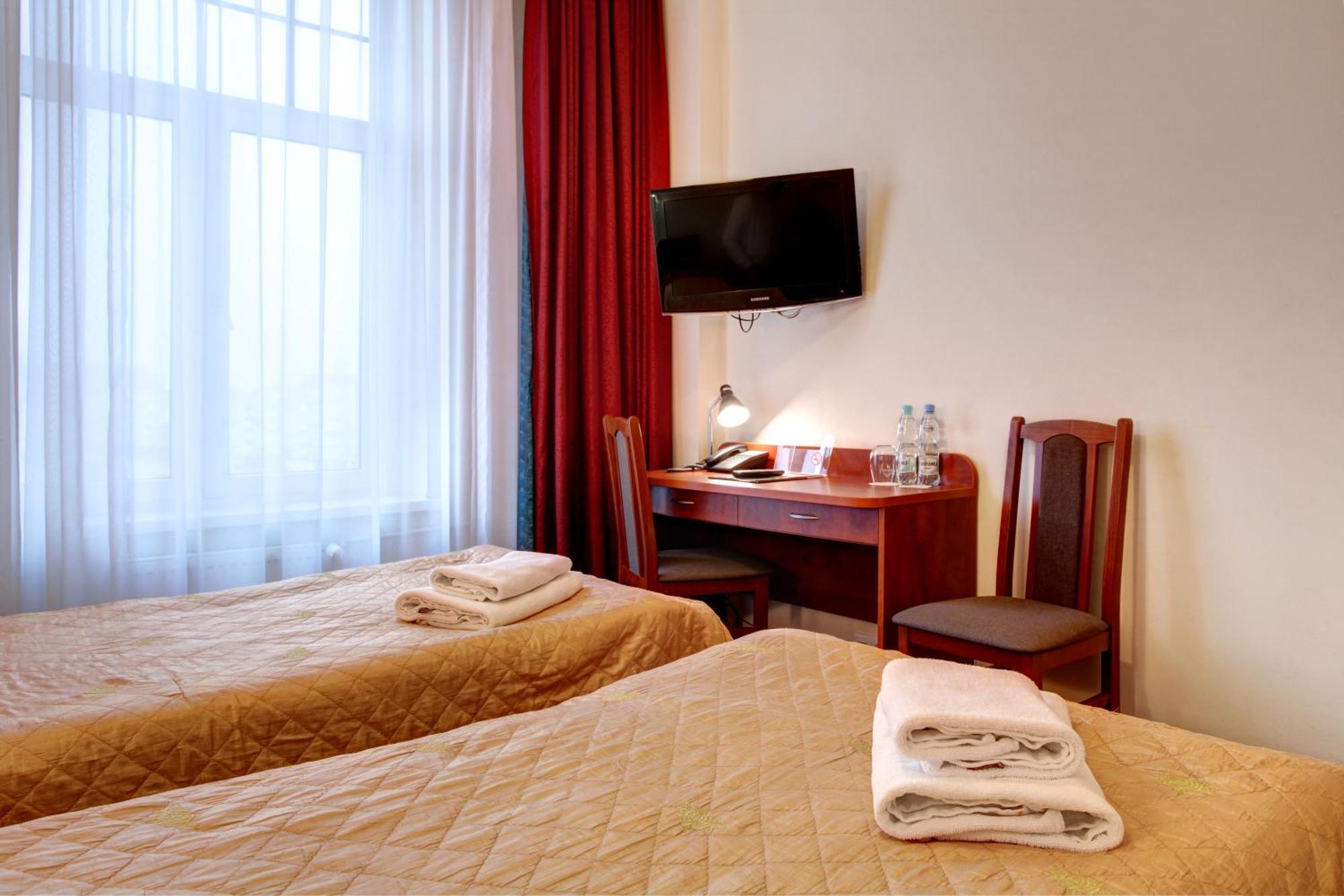 Hotel Lothus Breslavia Exterior foto