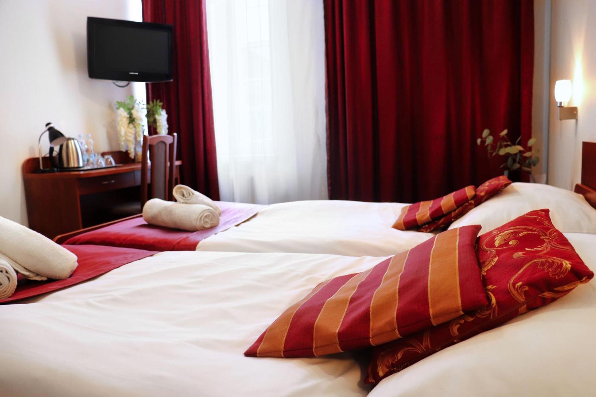 Hotel Lothus Breslavia Exterior foto