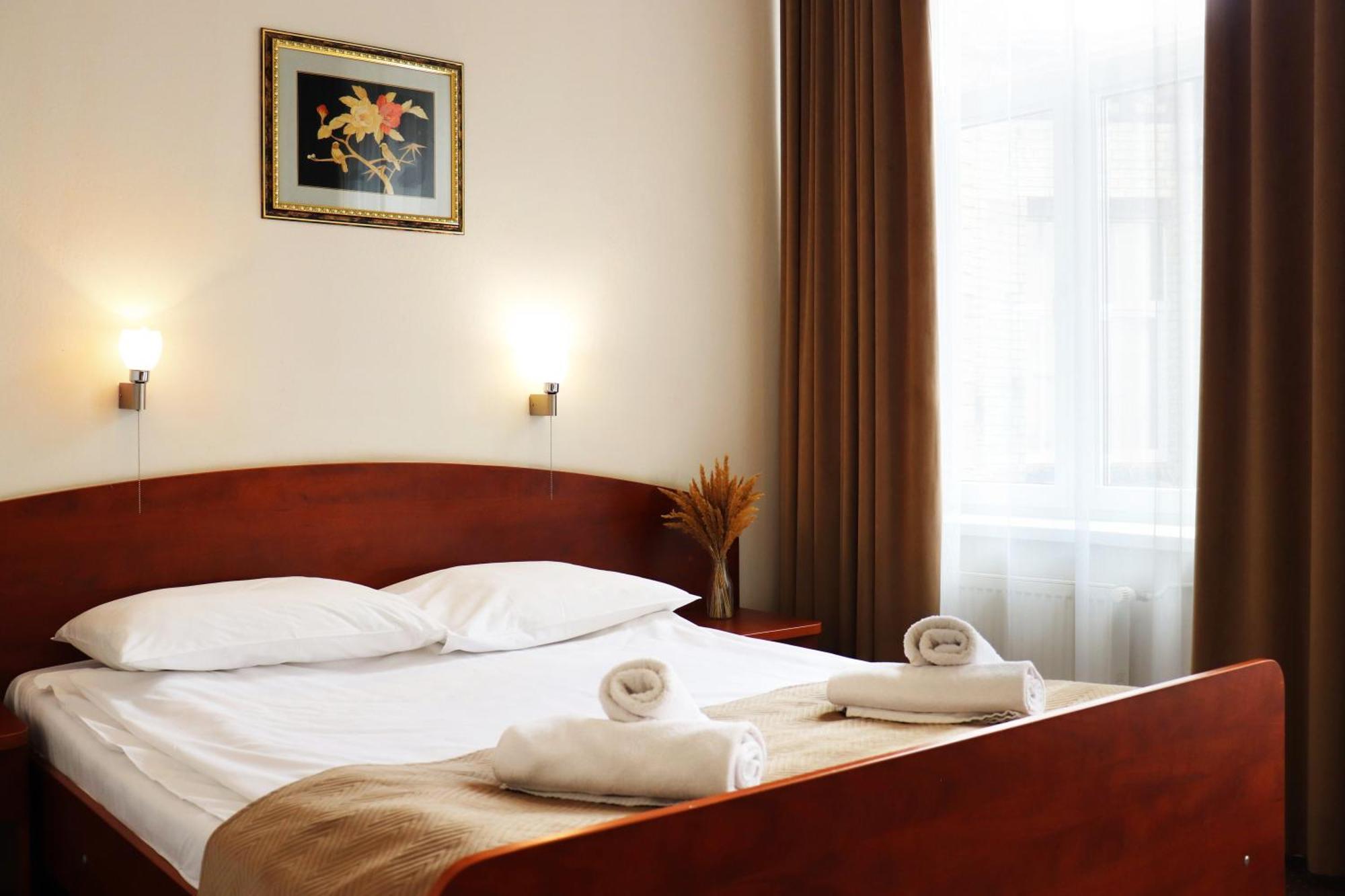 Hotel Lothus Breslavia Exterior foto