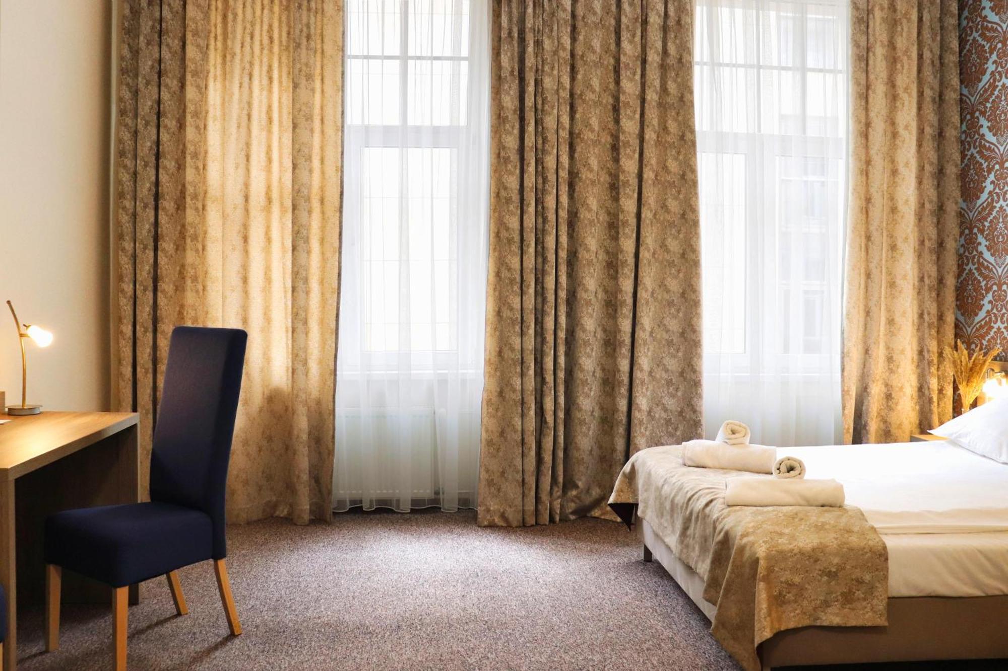 Hotel Lothus Breslavia Exterior foto