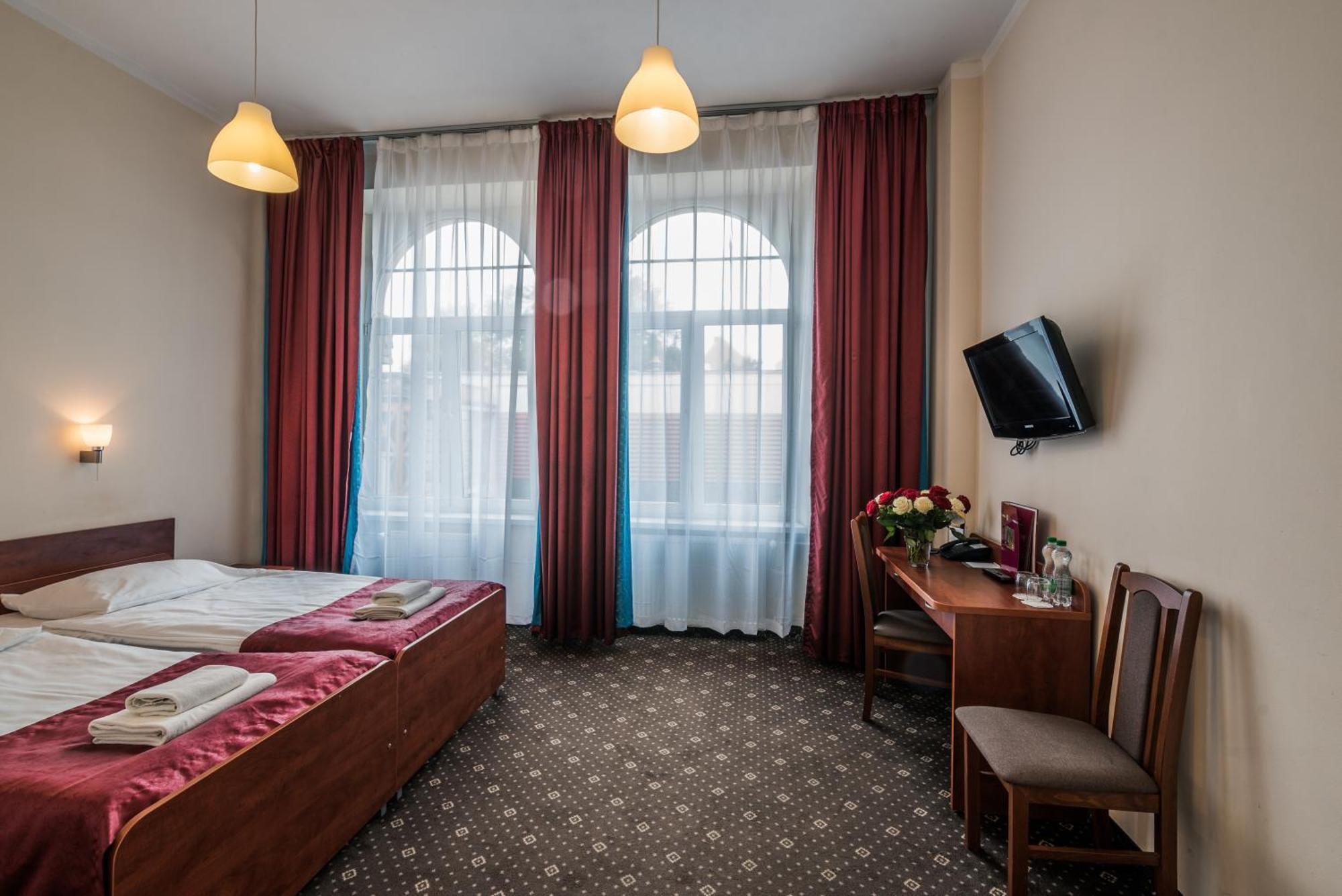 Hotel Lothus Breslavia Exterior foto
